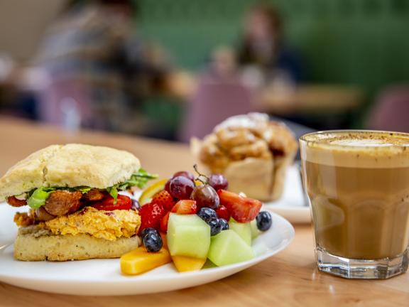 Edge Alley brunch and coffee