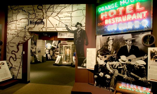 Rock N Soul Interior Exhibit