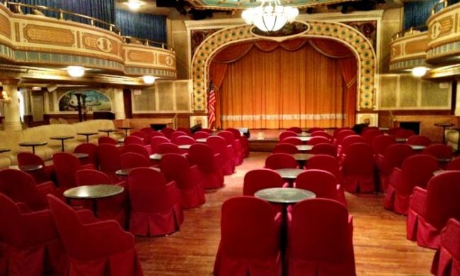 The entertainment theater on board the American Queen riverboat